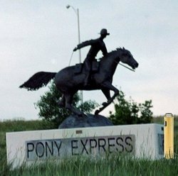 pony-express-statue-c.jpg