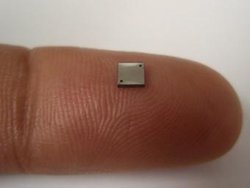 World_Smallest_Battery.jpg