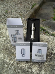 Smok TFV4 Mini and 2 RBA Heads.jpg