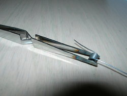 reverse tweezers 2.jpg