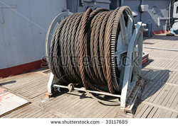 big-coil-with-a-towing-hawser-on-a-ship-deck-33117685.jpg